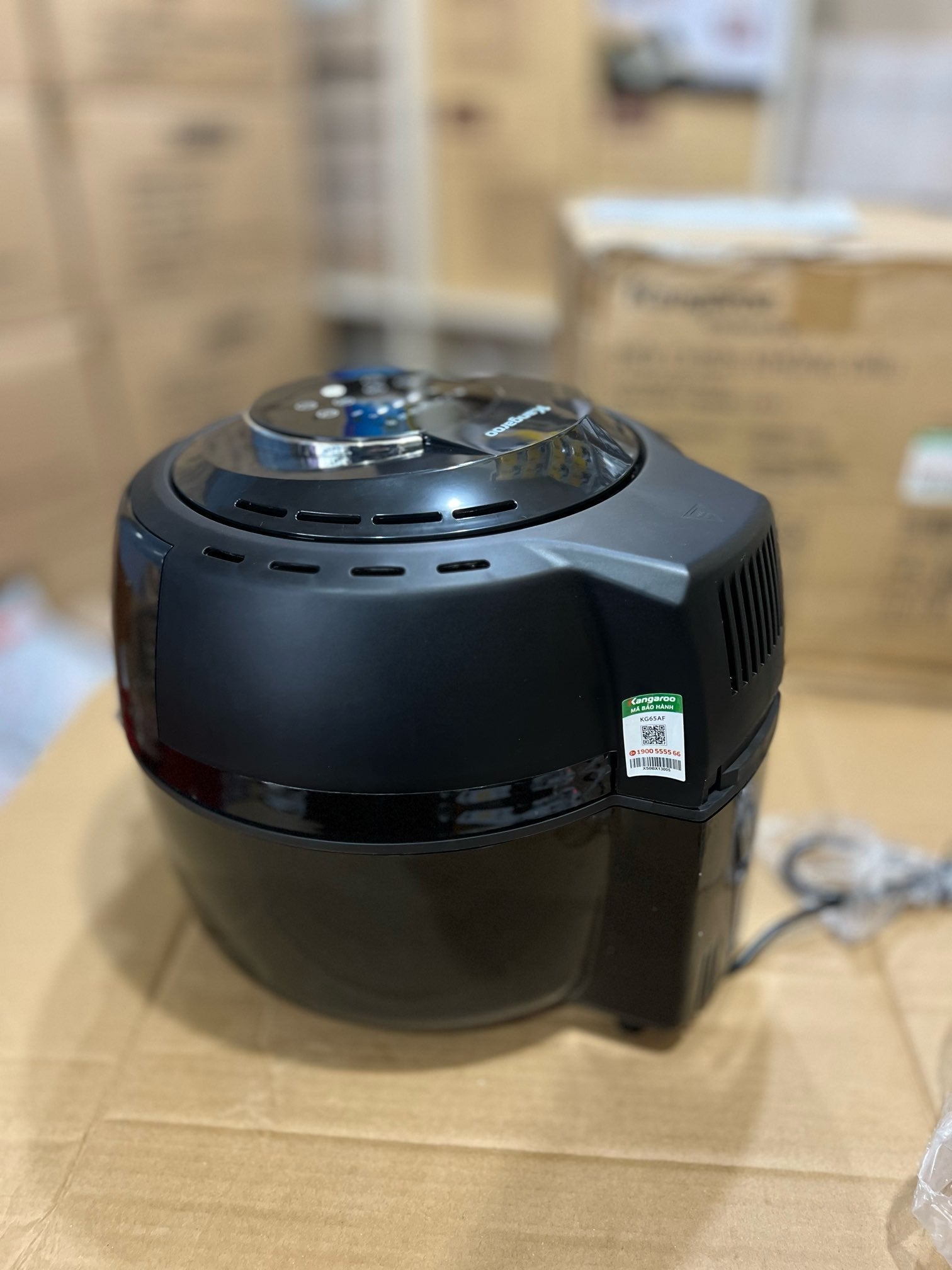 Kangaroo Vietnam Brand Airfryer