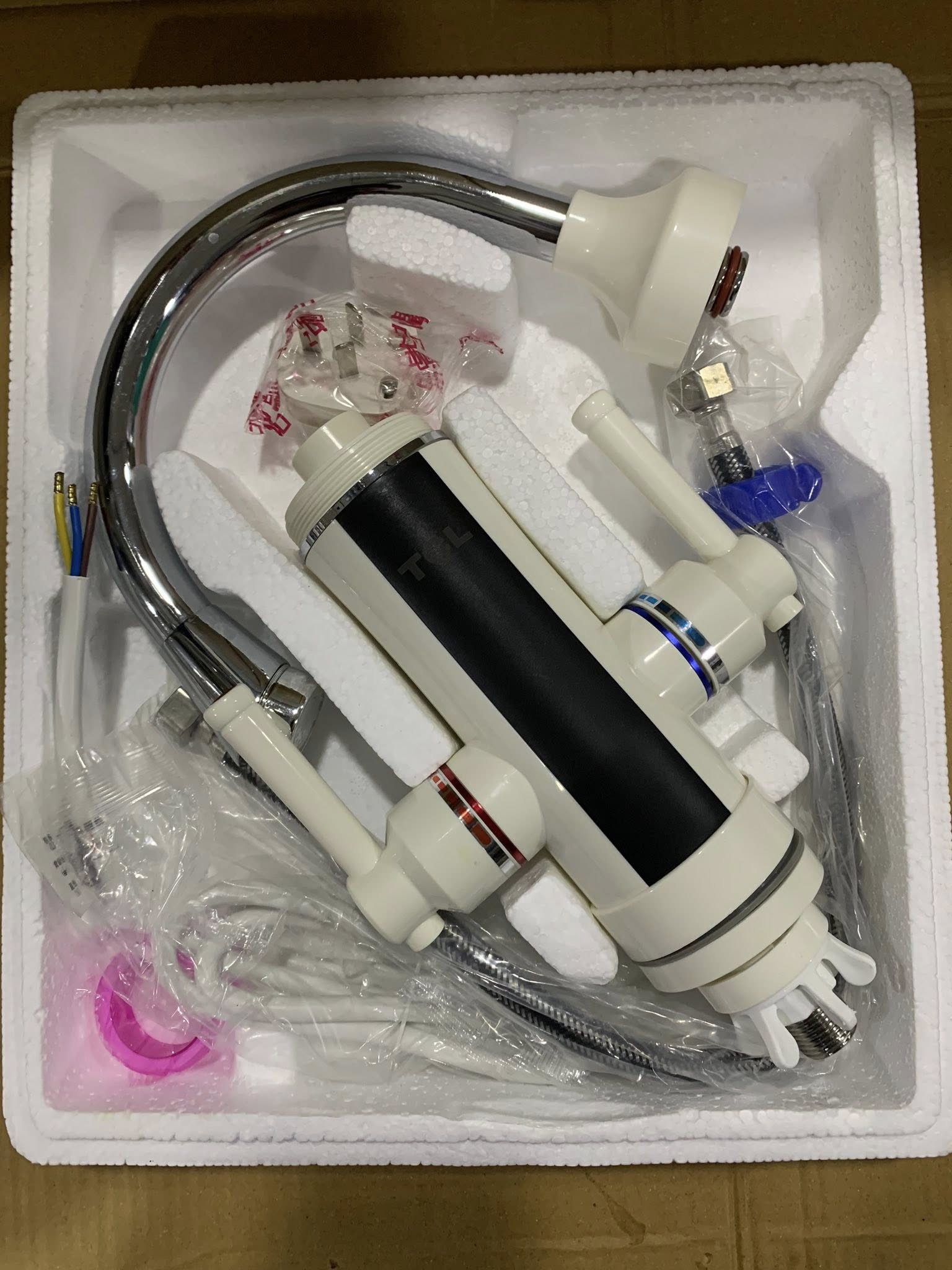 Hot & Cold, 360° Rotation, Original 3-Pin Plug