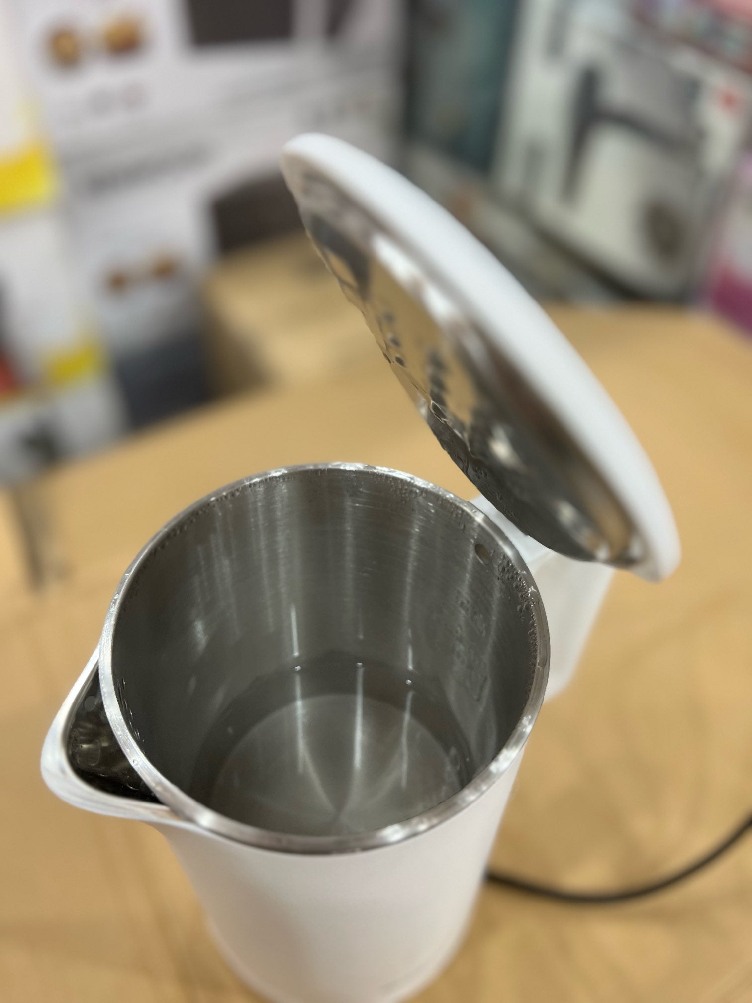 Imported Whirlpool Electric Kettle 1.7L
