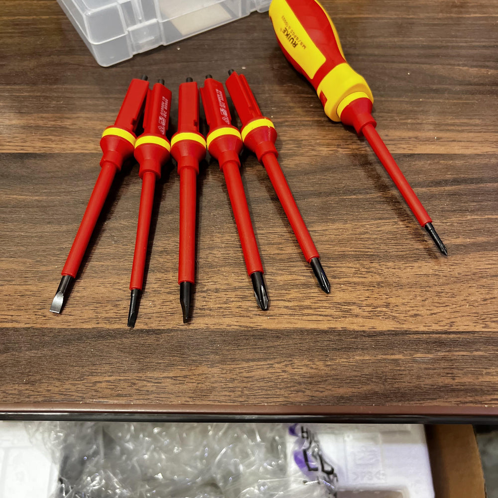 Lot Imported 6 in 1 Screwdriver Set